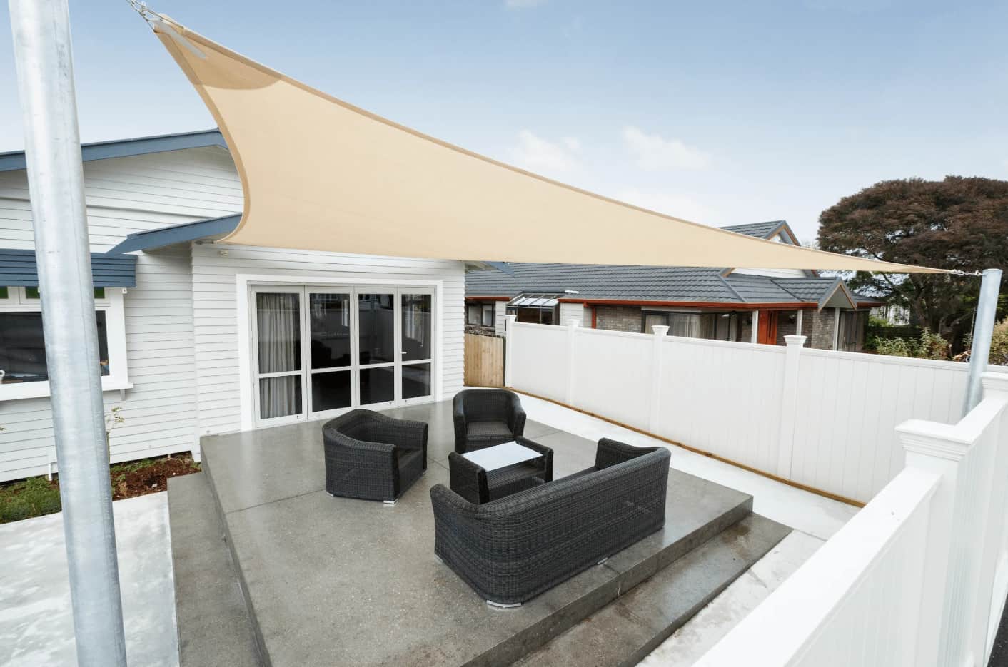 Shade Sail Mount with Varying Height in Australia